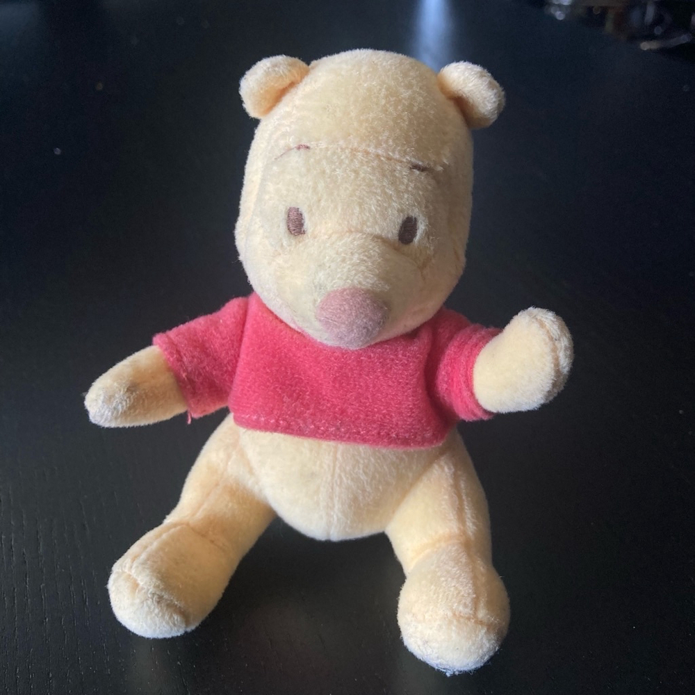 Collectable Vintage Disney Winnie the Pooh Plush Toy Yellow Red Small